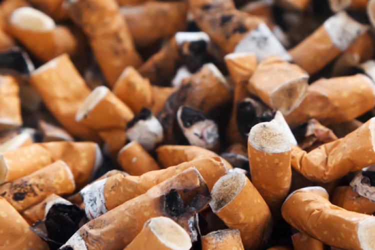 Újrahasznosítja a cigarettacsikket egy fiatal amerikai vállalkozó