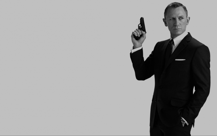Daniel Craig megerősítette: ismét ő játssza James Bondot
