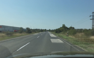 Útlezárás a 4-es számú főúton