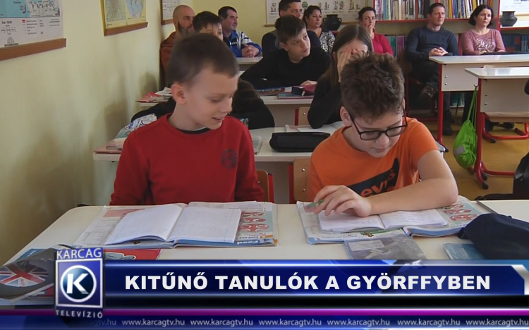 KITŰNŐ TANULÓK A GYÖRFFYBEN