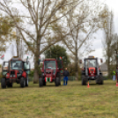 Traktoros ügyességi verseny