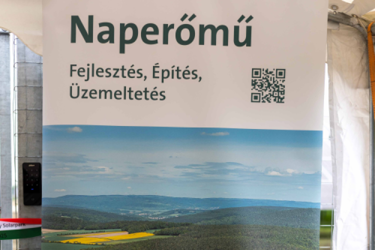 Napelempark átadó