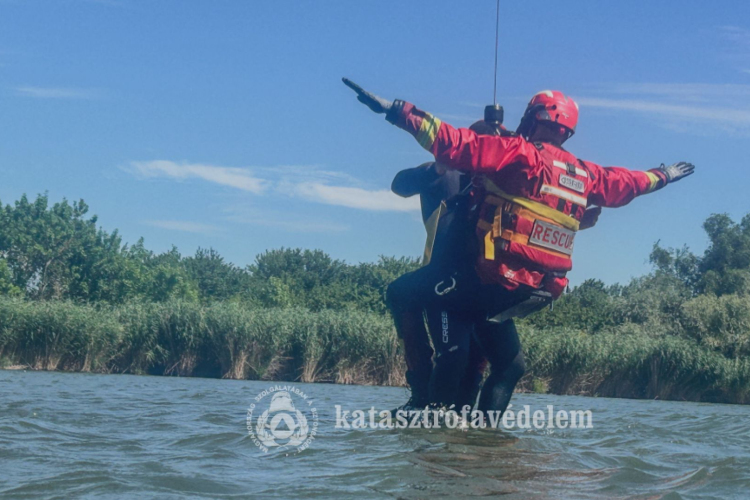 NEMZETKÖZI VÍZIMENTŐ KÉPZÉSEN VETTEK RÉSZT