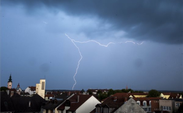 A keddi vihar után több mint 4 ezer kárbejelentés érkezett 