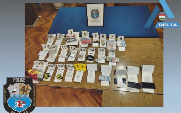 JELENTŐS MENNYISÉGŰ KÁBÍTÓSZERREL KERESKEDETT-ELKAPTÁK