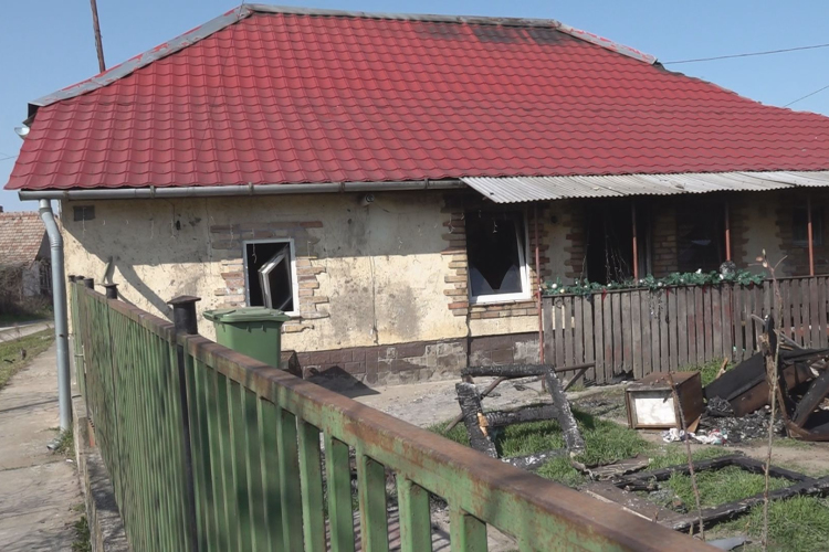 MINDEN A TŰZ MARTALÉKÁVÁ VÁLT A CIBAKHÁZI CSALÁD HÁZÁBAN