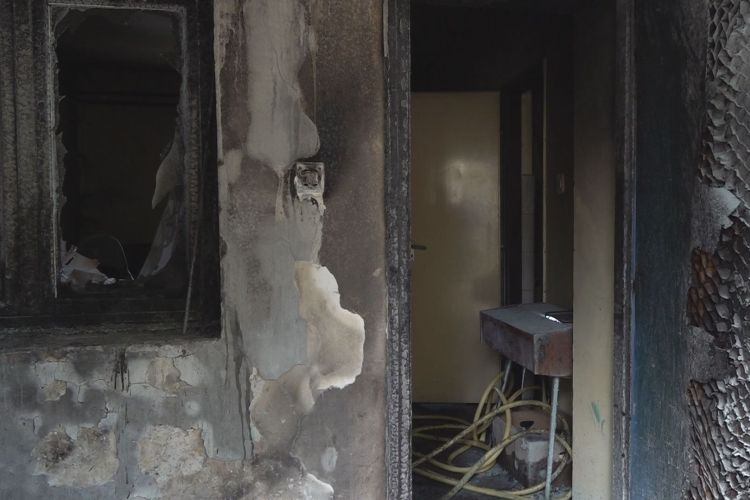 ÉLETET MENTETTEK ÉS TÜZET OLTOTTAK A HŐS RENDŐRÖK