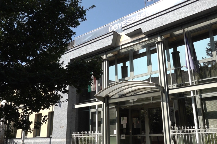 KIFOSZTOTTA RÉSZEG ÁLDOZATÁT