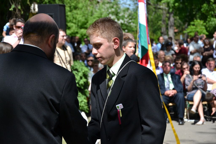 Ballagás 2013 • Szentannai Sámuel Gimnázium, Szakközépiskola és Kollégium