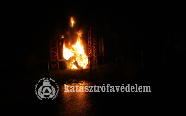  Elektromos kapcsolószekrény égett Mezőtúron