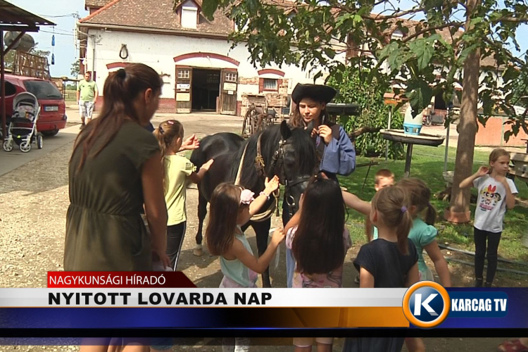 NYITOTT LOVARDA NAP