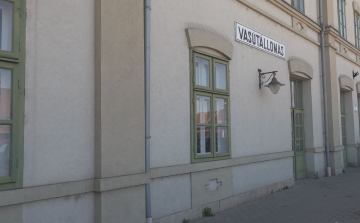 ALIG SZABADULT A BÖRTÖNBŐL, MÁRIS RABOLNI INDULT