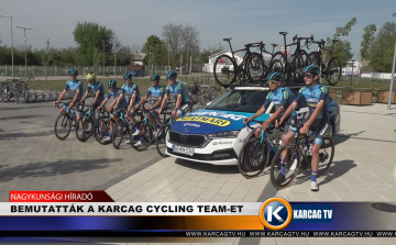 BEMUTATTÁK A KARCAG CYCLING TEAM-ET