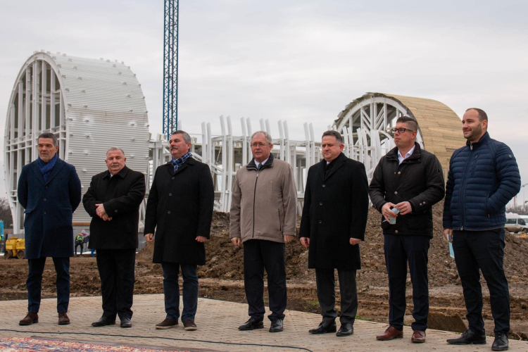 Legmagasabb pontjánál jár a Milánói Pavilon építkezése