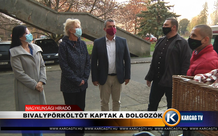 Bivalypörköltöt kaptak a dolgozók 