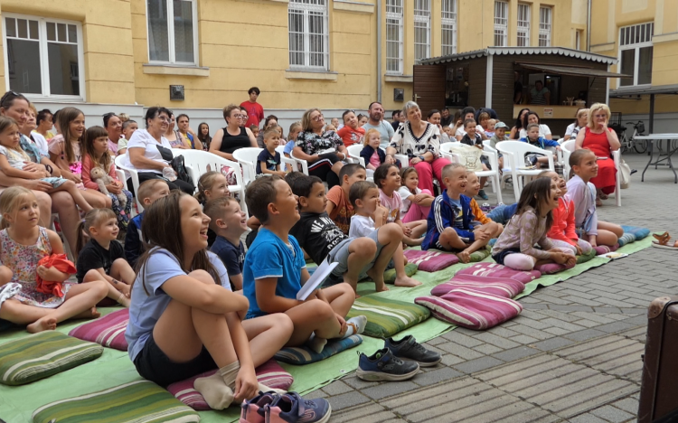 Családi élmények a bengecseg alapítvánnyal