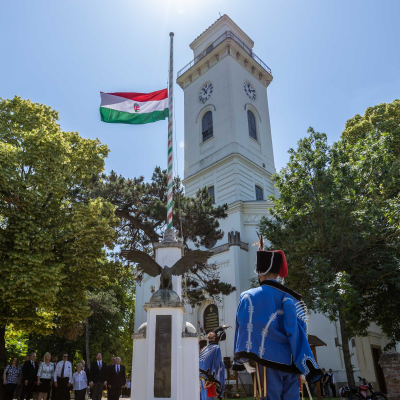 MEGEMLÉKEZÉS A NEMZETI ÖSSZETARTOZÁS NAPJÁN