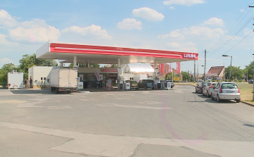 Új LUKOIL-töltőállomás Karcagon