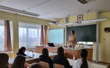 Rendhagyó irodalomóra a Györffyben!