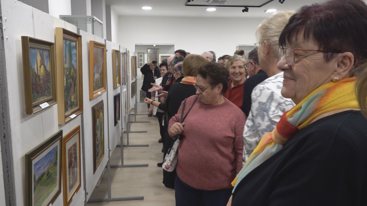 KÖZÖS KÉPZŐMŰVÉSZETI KIÁLLÍTÁS NYÍLT