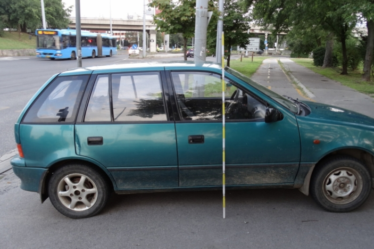 A fővárosig autózott a becskei autótolvaj, de kifogyott a benzin és vonatra szállt