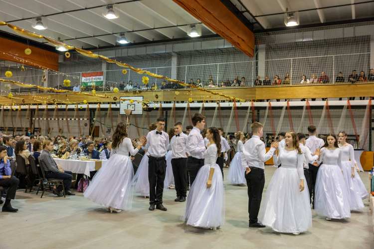 III. Karcagi Keresztény Bál