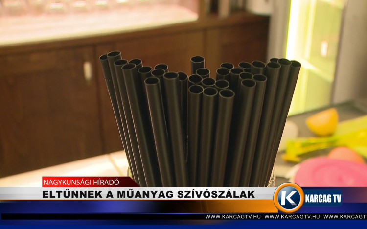 ELTŰNNEK A MŰANYAG SZÍVÓSZÁLAK