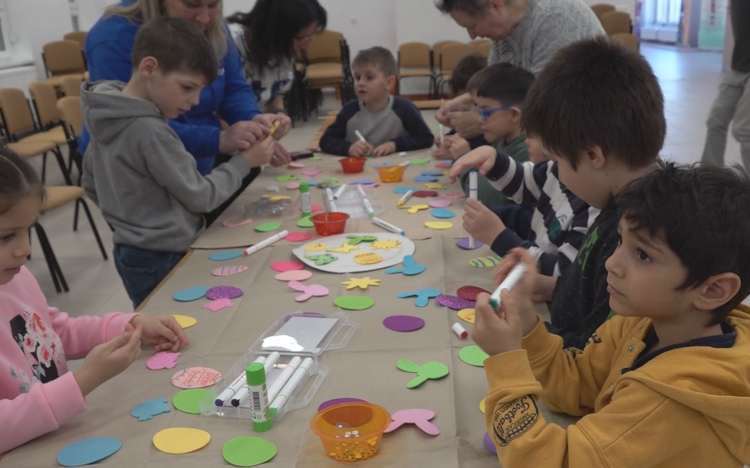 ÓVODÁSOK LÁTOGATTAK A SZENT PÁL MARISTA ÁLTALÁNOS ISKOLÁBA