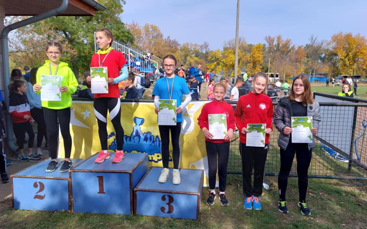 Az országos döntőig futottak a mezei futó Győrffysek