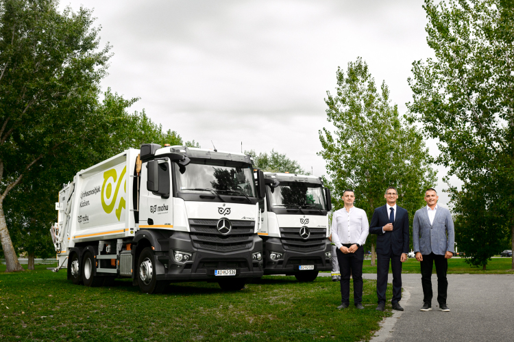 10 új kukásautó Tiszafüreden 