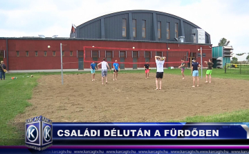 Családi délután a fürdőben