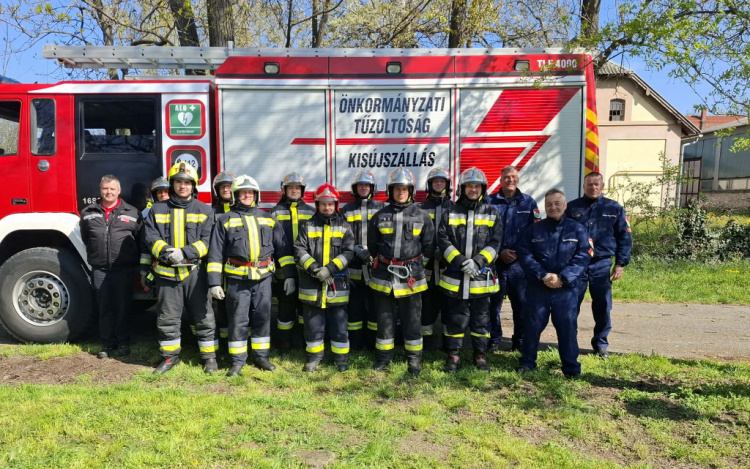  Új önkéntes tűzoltókkal bővült vármegyénk