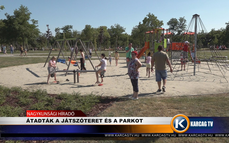 ÁTADTÁK A JÁTSZÓTERET ÉS A PARKOT