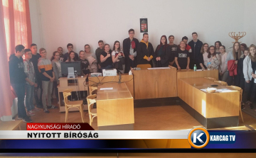 NYITOTT BÍRÓSÁG