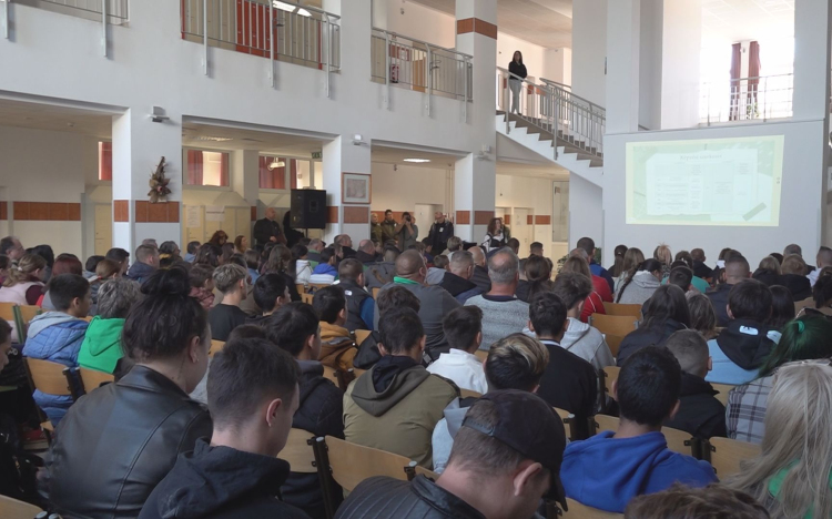 NYÍLT NAP A SZENTANNAIBAN