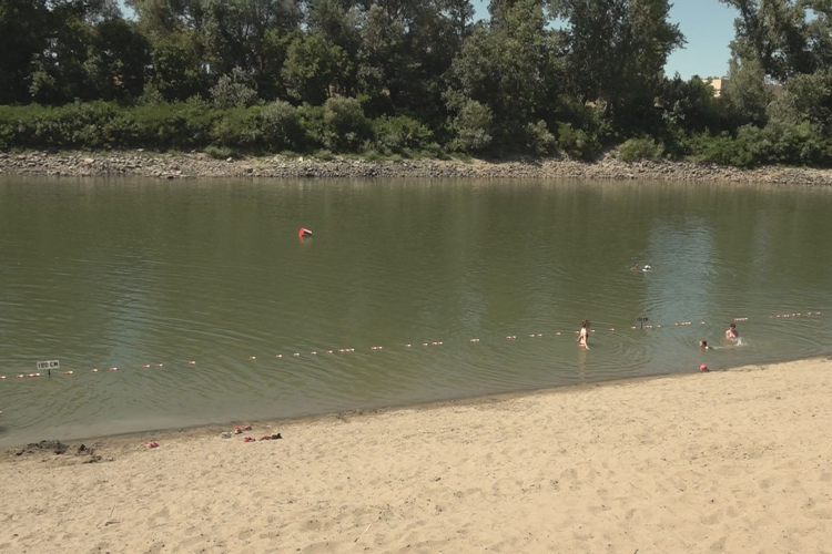 FÜRDŐZÉS SZABÁLYAI A SZABADSTRANDON