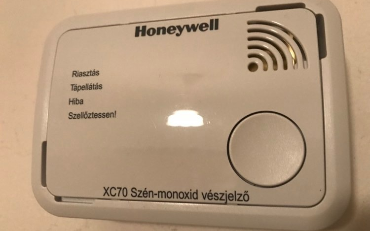 A fűtési szezonban több a lakástűz és a szén-monoxid-mérgezés