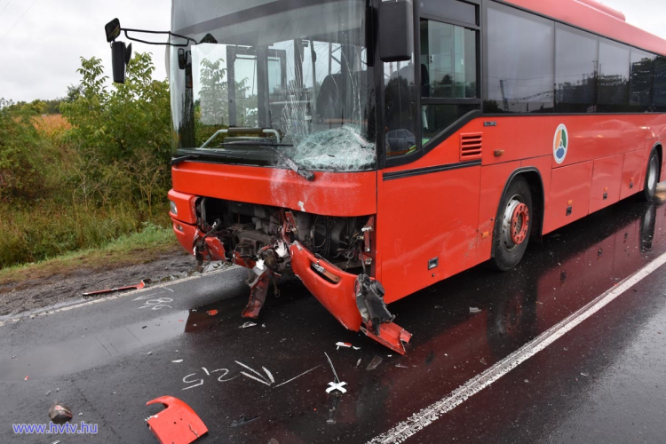 Buszbaleset Kabánál