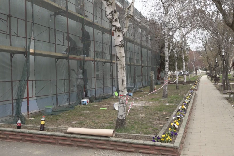 KORSZERŰSÍTIK AZ ABÁDSZALÓKI ISKOLÁT