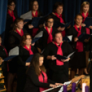 Az első adventi gyertya meggyújtása