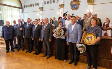 JÁSZ-NAGYKUN-SZOLNOK VÁRMEGYEI ÖNKORMÁNYZAT ÜNNEPI MEGEMLÉKEZÉSE