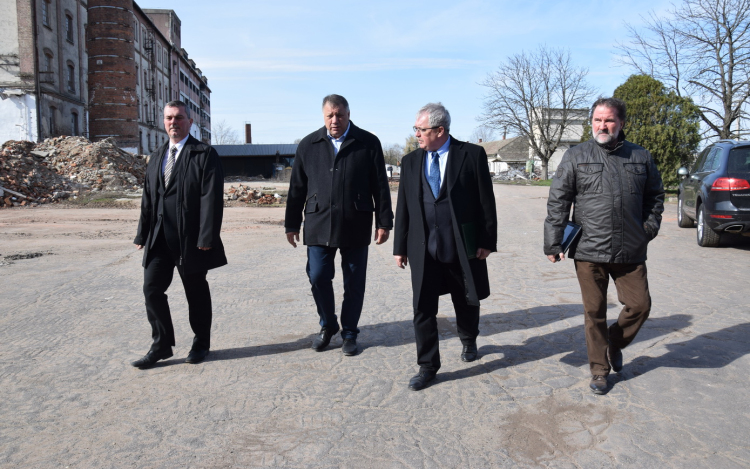 Másfél milliárdból kukoricamalom épül Karcagon