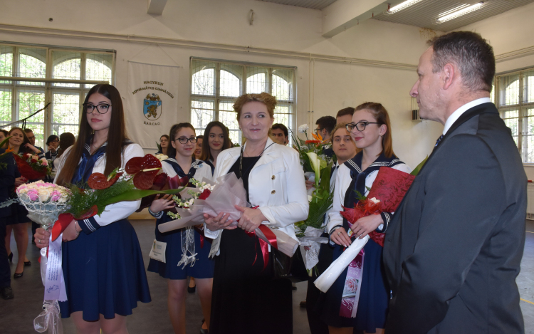A Karcagi Nagykun Református Gimnázium Ballagása