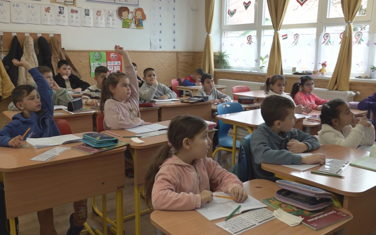 FÉLÉV ÉRTÉKELÉSE A SZENT PÁL MARISTA ÁLTALÁNOS ISKOLÁBAN