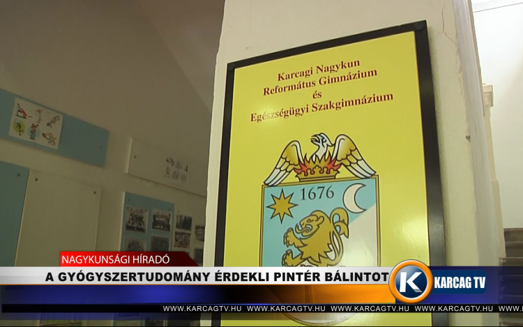A GYÓGYSZERTUDOMÁNY ÉRDEKLI PINTÉR BÁLINTOT