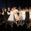 A második adventi gyertya meggyújtása