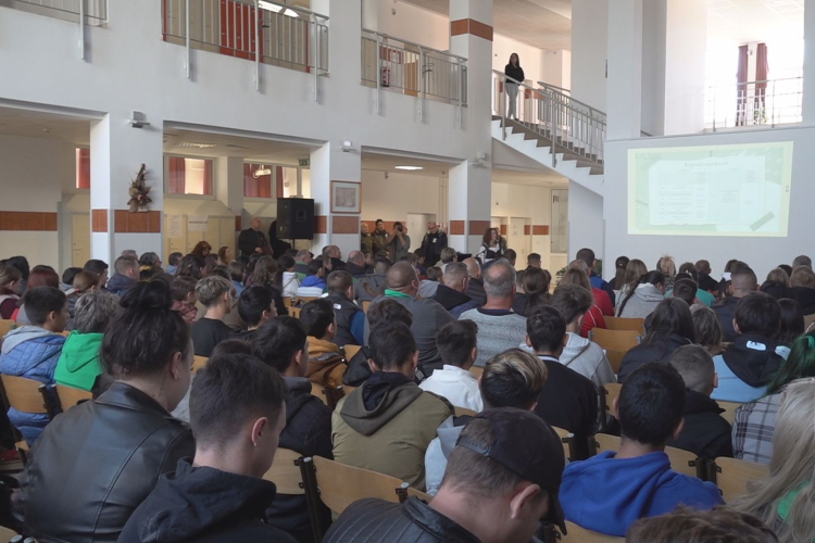 NYÍLT NAP A SZENTANNAIBAN