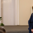 Ferencz Orsolya űrkutató, űrkutatásért felelős miniszteri biztos lakossági fóruma