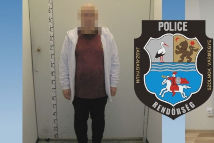 PÉNZMOSÁS MIATT KELL FELELNIE 