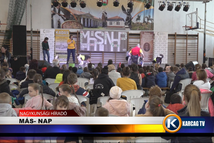 MÁS NAP